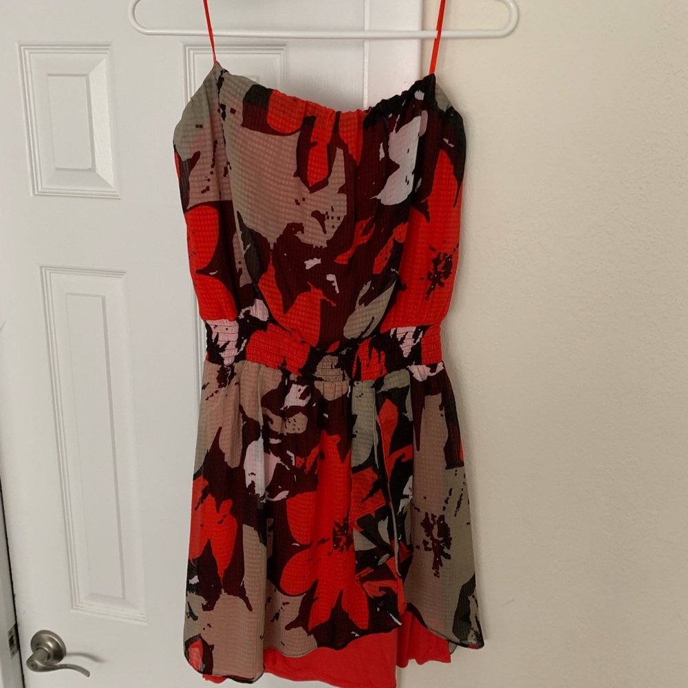 Guess strapless dress size medium